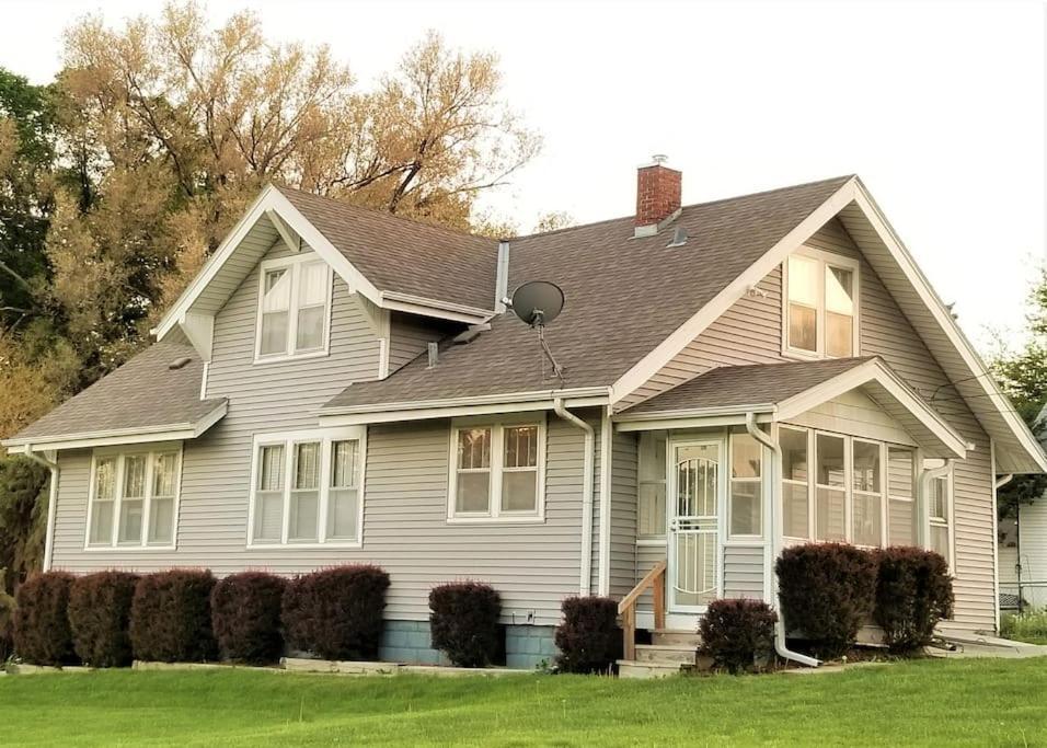 Home Near Zoo/College World Series/Downtown Omaha Exterior photo