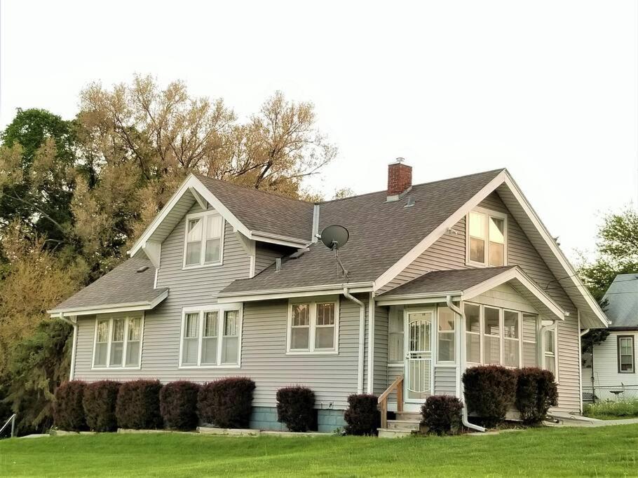 Home Near Zoo/College World Series/Downtown Omaha Exterior photo